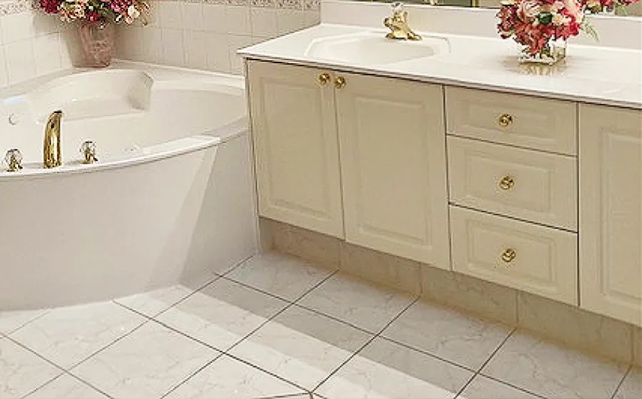 jetted tub after refinishing